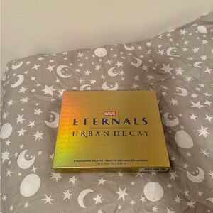 Urban Decay Eternals Gold Eyeshadow Palette